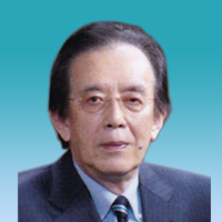 理事長・院長 河野一成